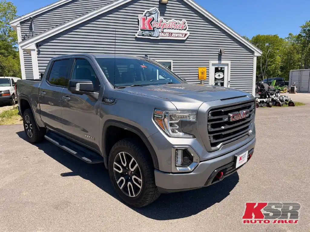 2021 GMC Sierra AT4 4WD Crew Cab Short Box's photo