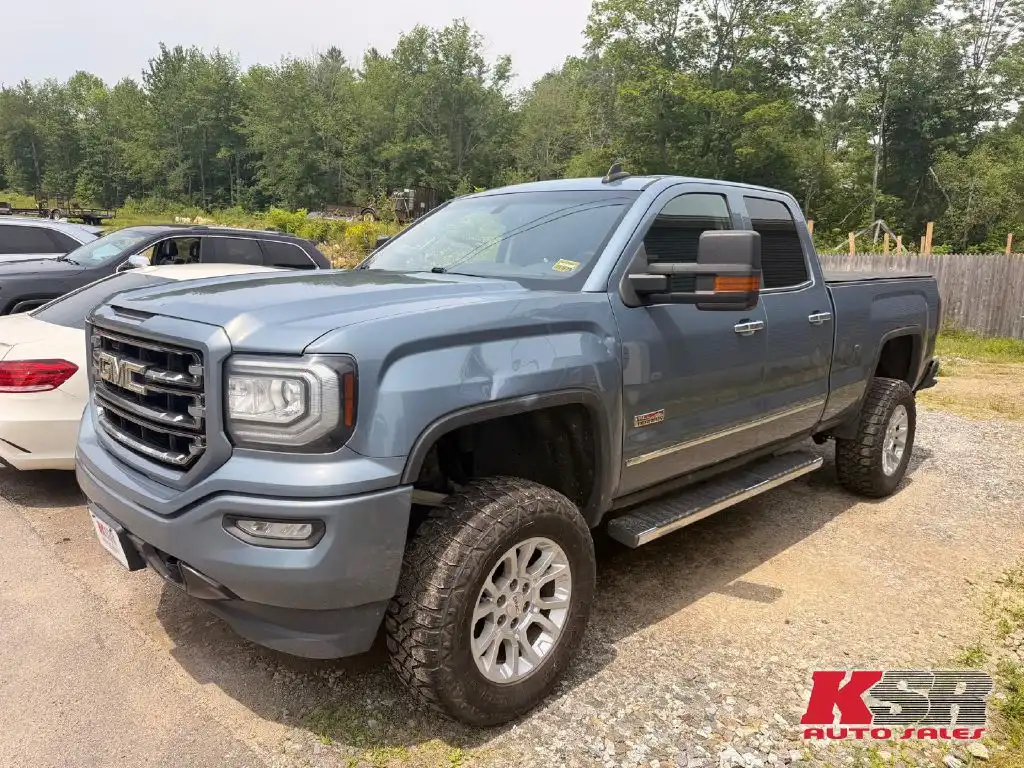 2016 GMC Sierra 4WD Double Cab Standard Box SLE's photo