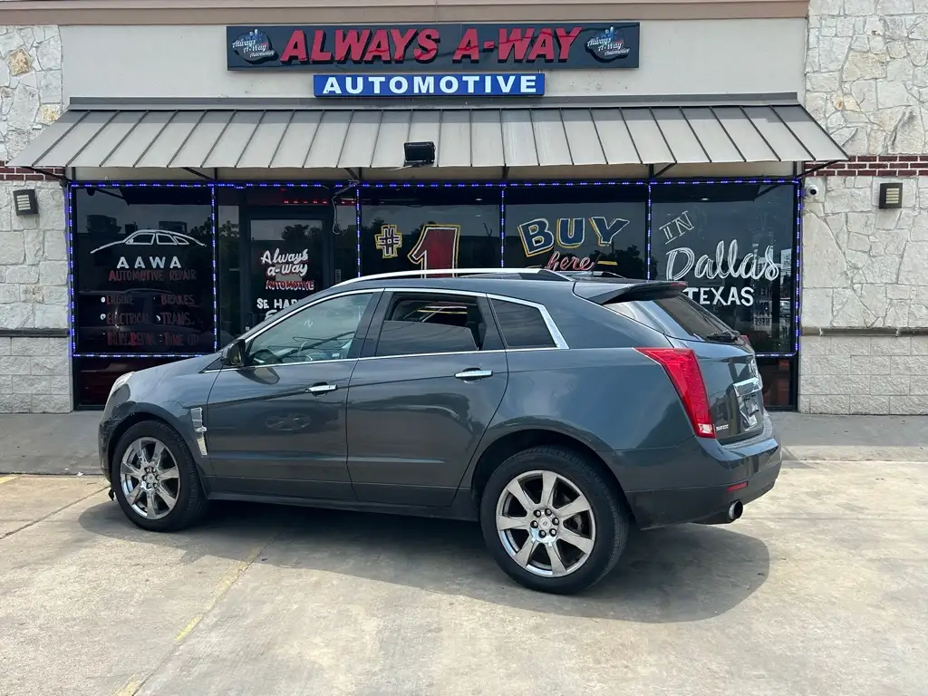 2010 Cadillac SRX FWD Performance Collection's photo
