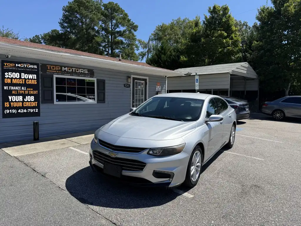 2017 Chevrolet Malibu 1LT's photo