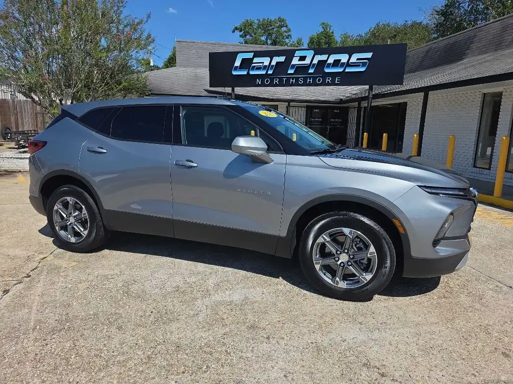 2025 Chevrolet Blazer 2.0T 2LT FWD's photo