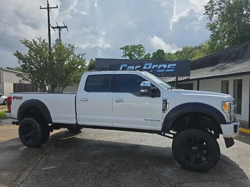 2021 Ford F-250 Platinum 4x4 Crew Cab 8' Box's photo