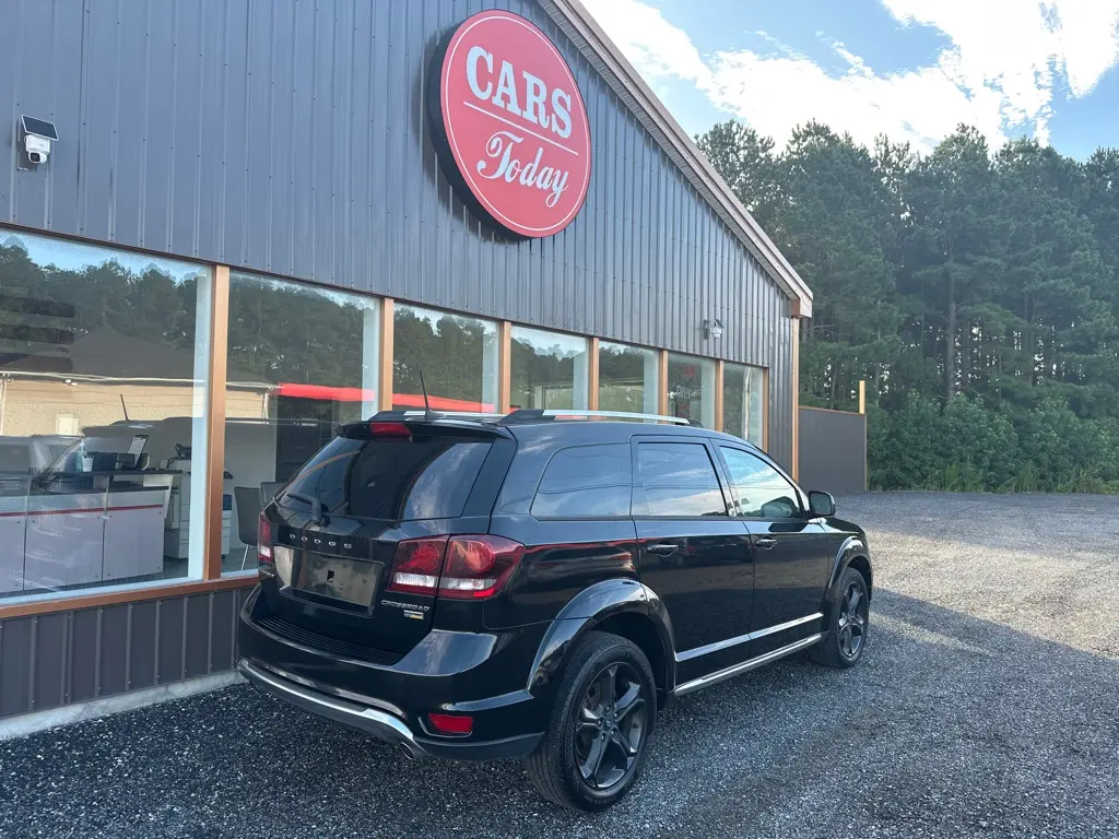 2019 Dodge Journey Crossroad FWD photo 5