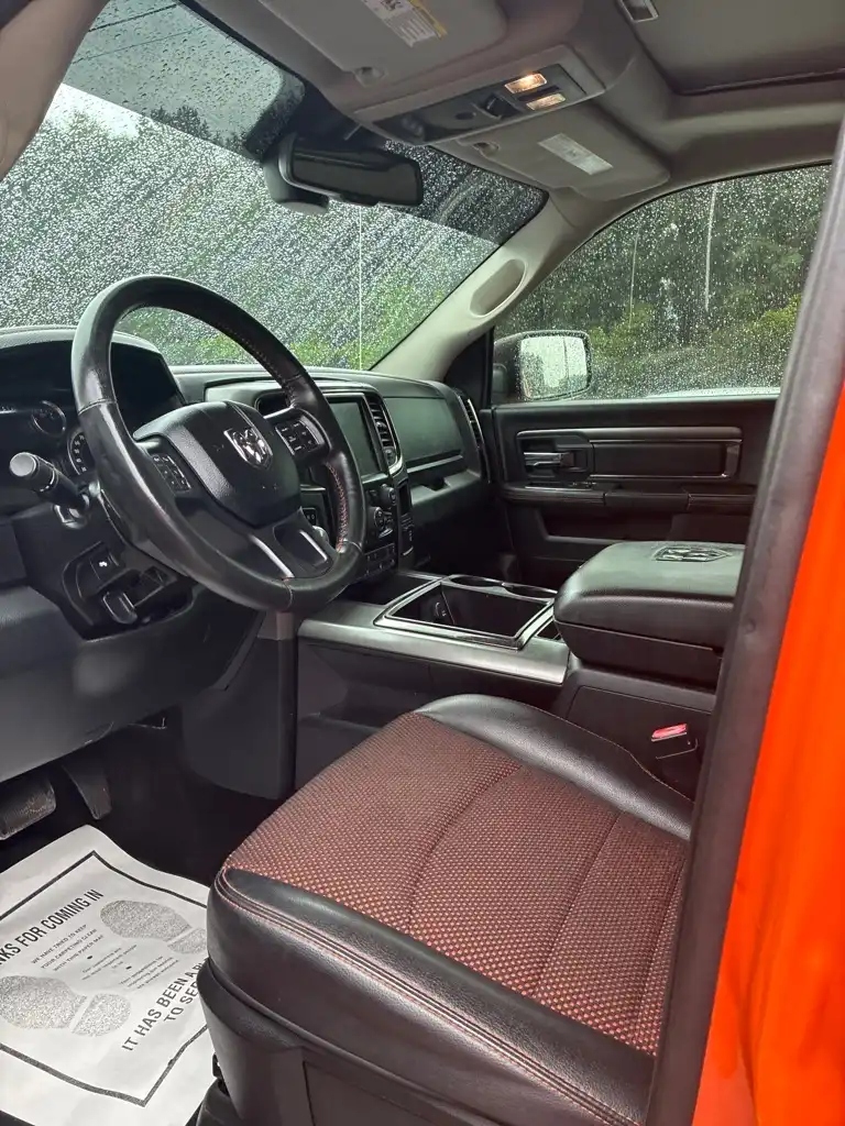2015 RAM 1500 Sport 4x4 Crew Cab's photo