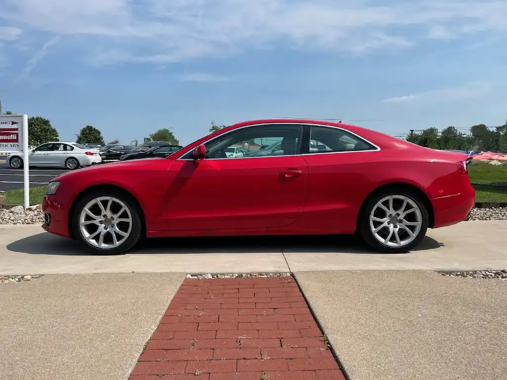 2012 Audi A5 2.0T quattro Manual Premium's photo