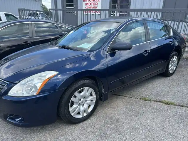 2010 Nissan Altima 2.5 CVT's photo