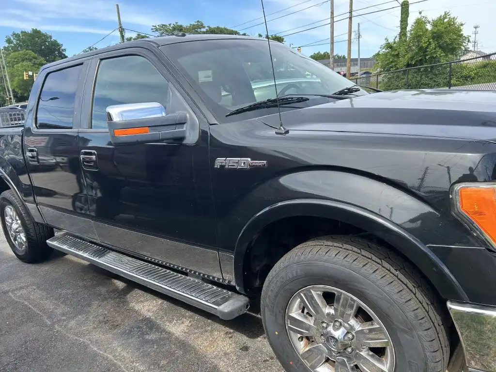 2010 Ford F-150 XL 4x4 SuperCrew 145-in's photo
