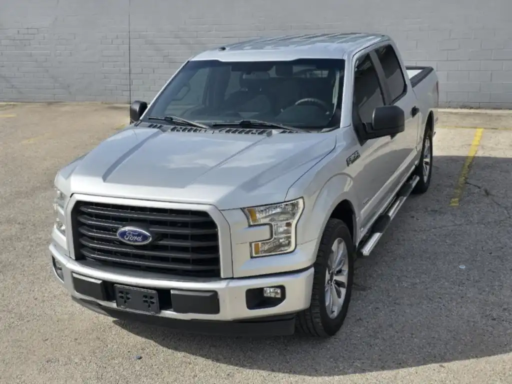 2017 Ford F-150 XL SuperCrew 5-1/2 Box's photo