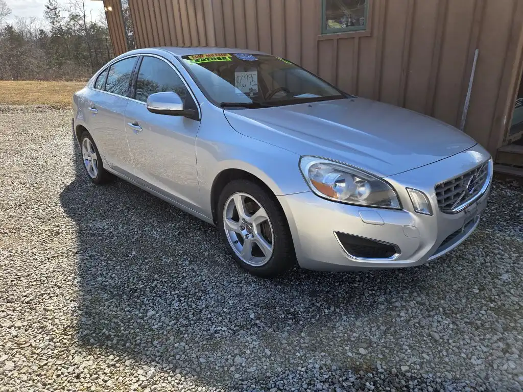 2012 Volvo S60 T5 FWD Auto's photo