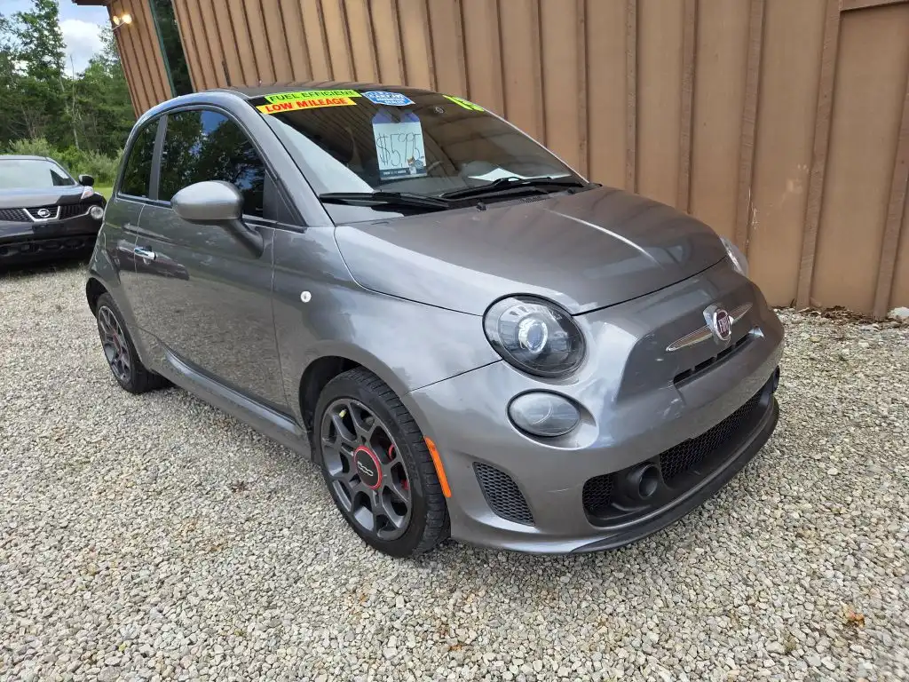 2013 FIAT 500 Turbo's photo