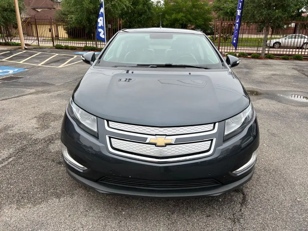 2012 Chevrolet Volt Base photo 3
