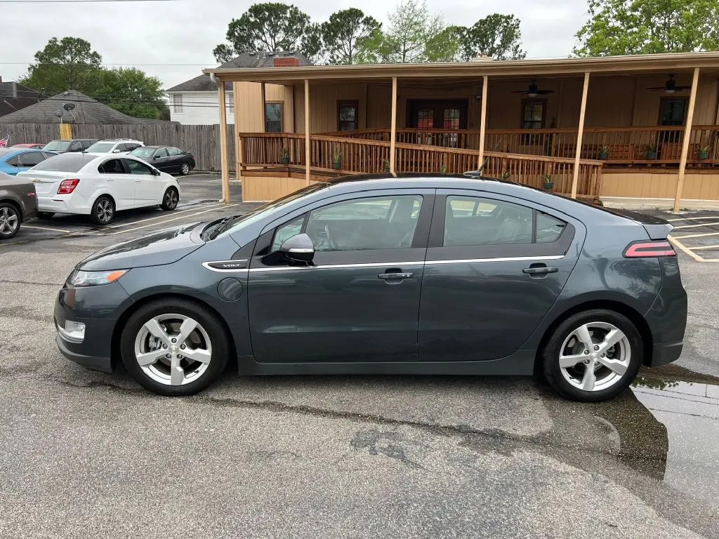 2012 Chevrolet Volt Base photo 4