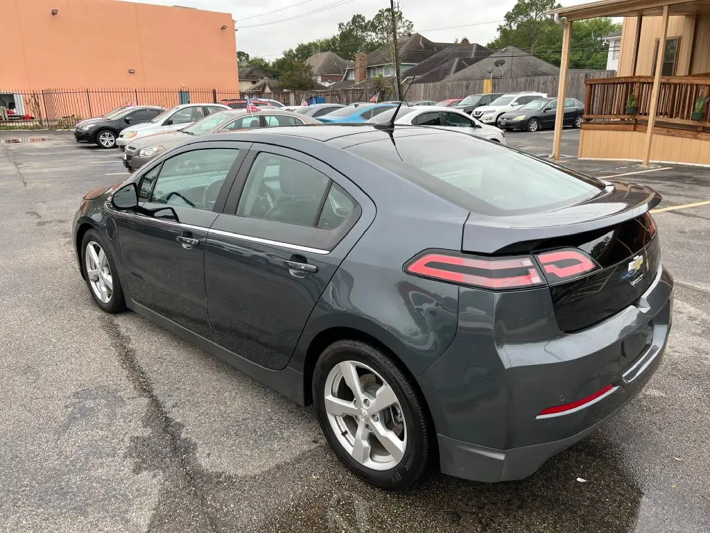 2012 Chevrolet Volt Base photo 5