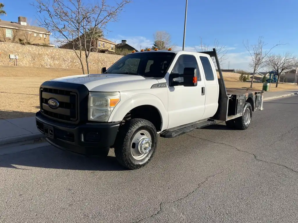 2013 Ford F-350 XLT 4x4 SuperCab 162-In DRW's photo