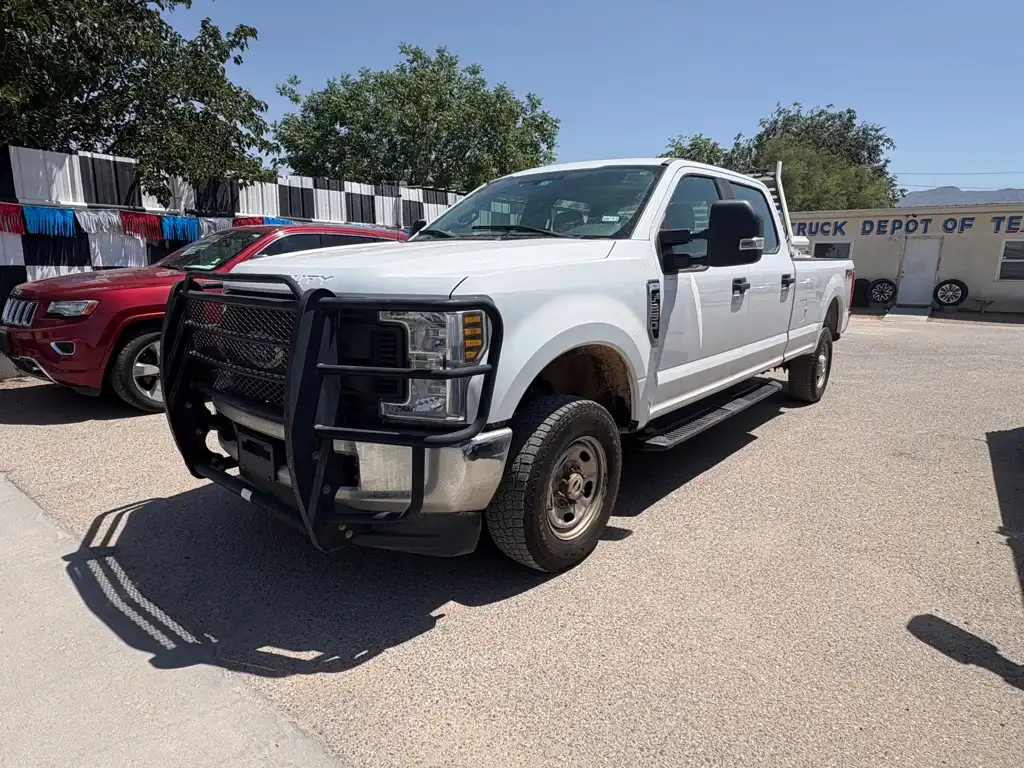 2019 Ford F-250 XL 4x4 Crew Cab 8' Box's photo