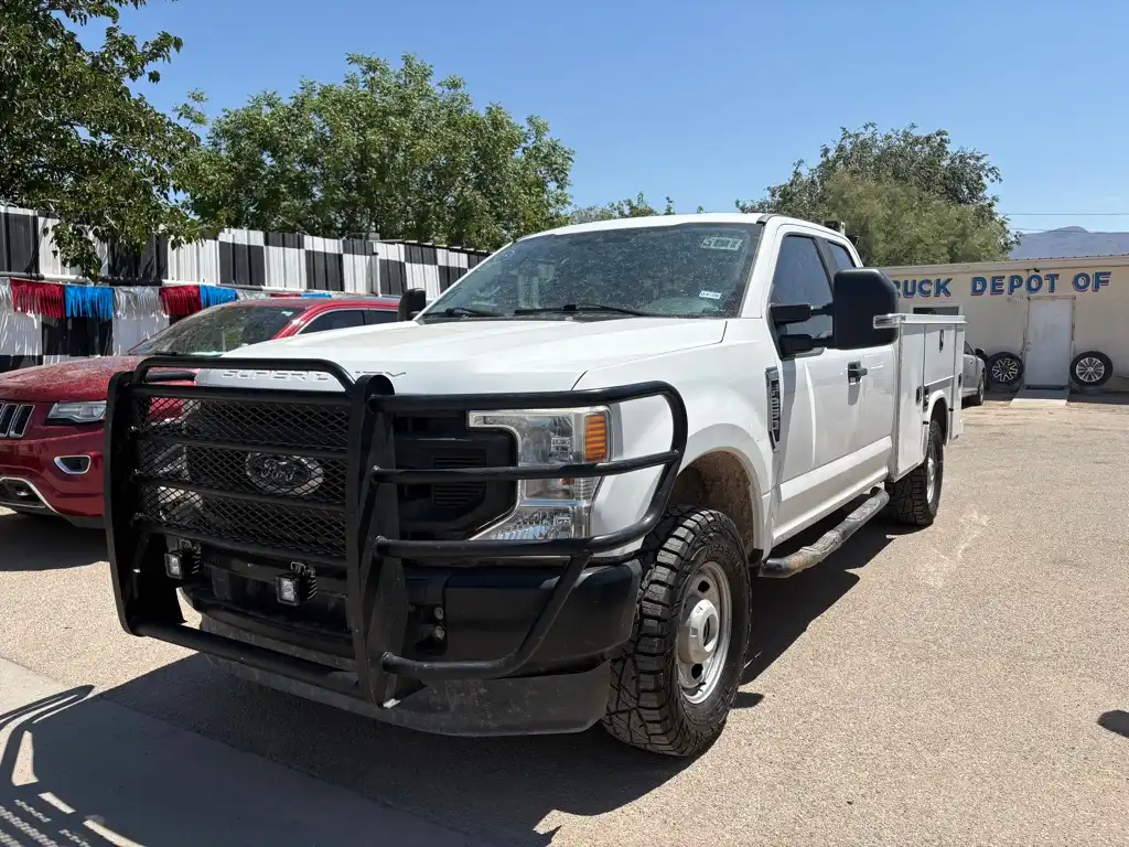 2020 Ford F-250 XL 4x4 SuperCab 8' Box's photo