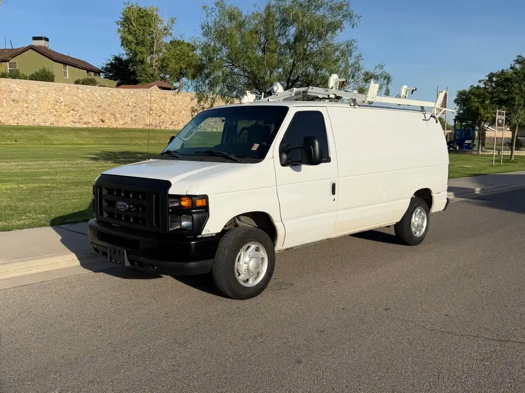 2012 Ford E-Series E-150 Van's photo