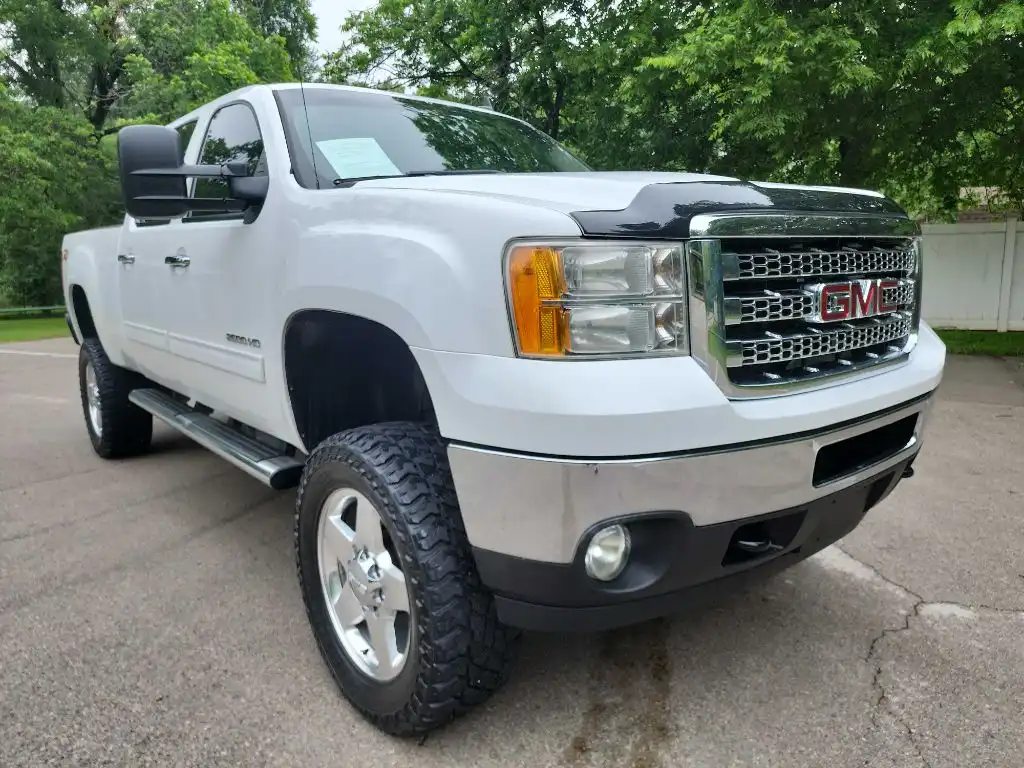 2014 GMC Sierra 4WD Crew Cab 6.5ft SLT's photo