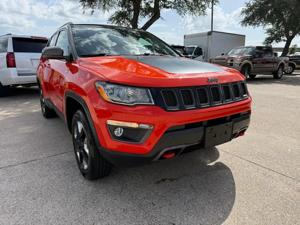 2017 Jeep Compass Trailhawk 4X4 photo 1
