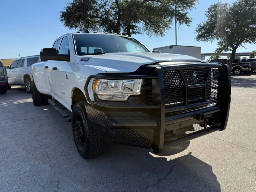 2022 RAM 3500 Tradesman 4X4 Crew Cab LWB's photo