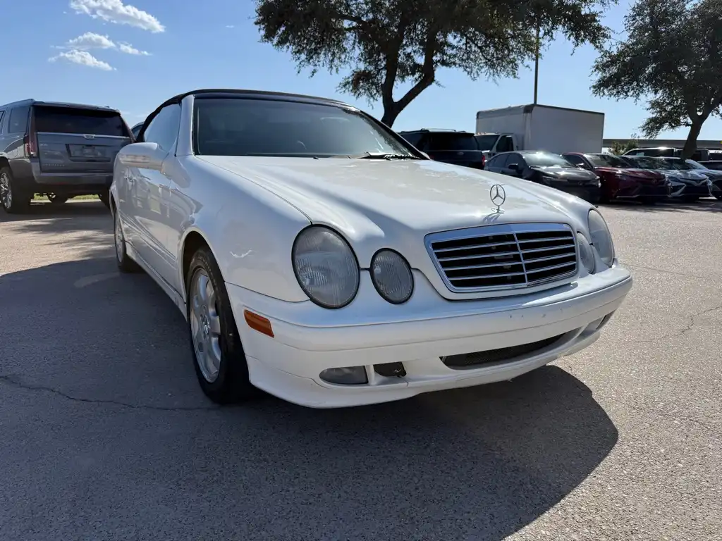 2003 Mercedes-Benz CLK-Class CLK320 Cabriolet's photo