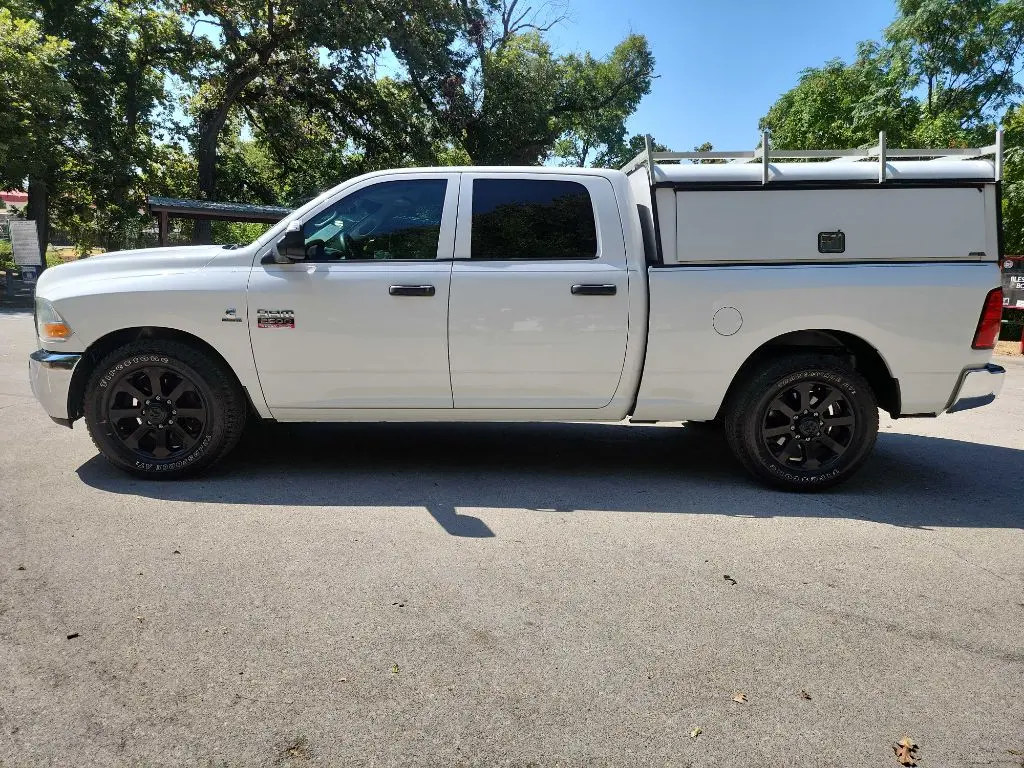 2012 RAM 2500 ST Crew Cab SWB photo 4
