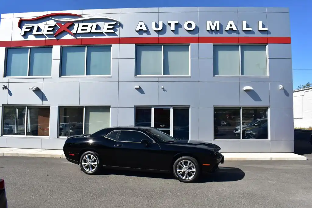 2023 Dodge Challenger SXT Auto AWD's photo