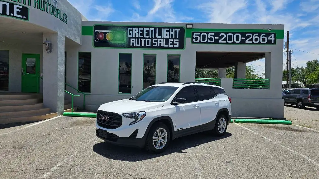 2021 GMC Terrain SLE AWD photo 1