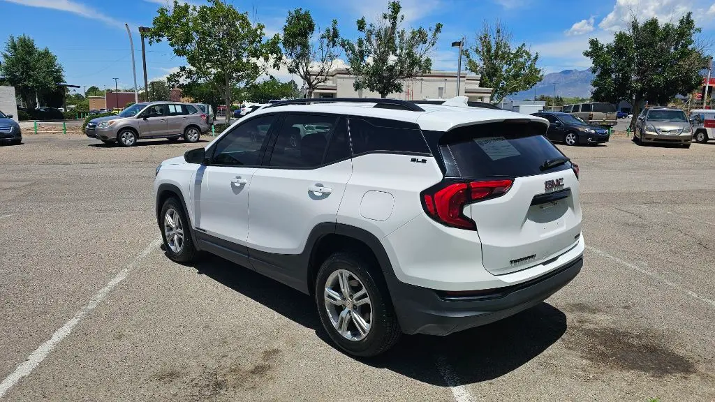 2021 GMC Terrain SLE AWD photo 4