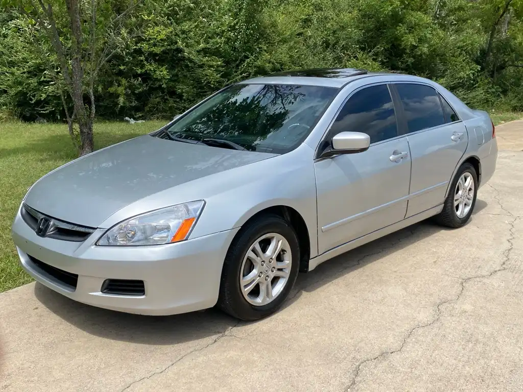2007 Honda Accord EX 5AT w/Leather PZEV's photo