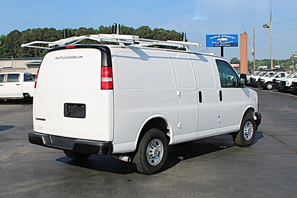 2024 Chevrolet Express Work Van HD 2500 photo 5