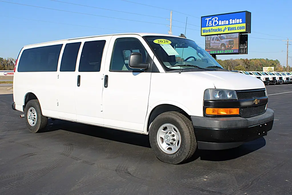 2020 Chevrolet Express 3500 LS Extended photo 3
