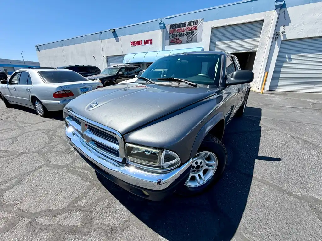 2004 Dodge Dakota SLT Club Cab's photo