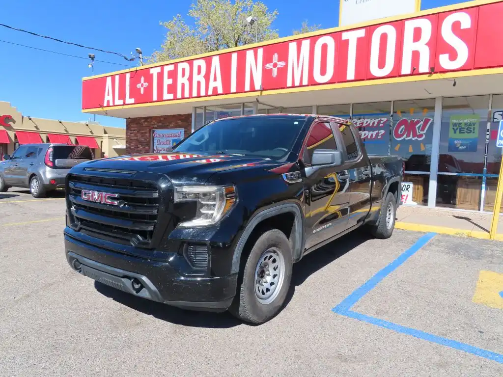 2019 GMC Sierra 4WD Double Cab Standard Box's photo