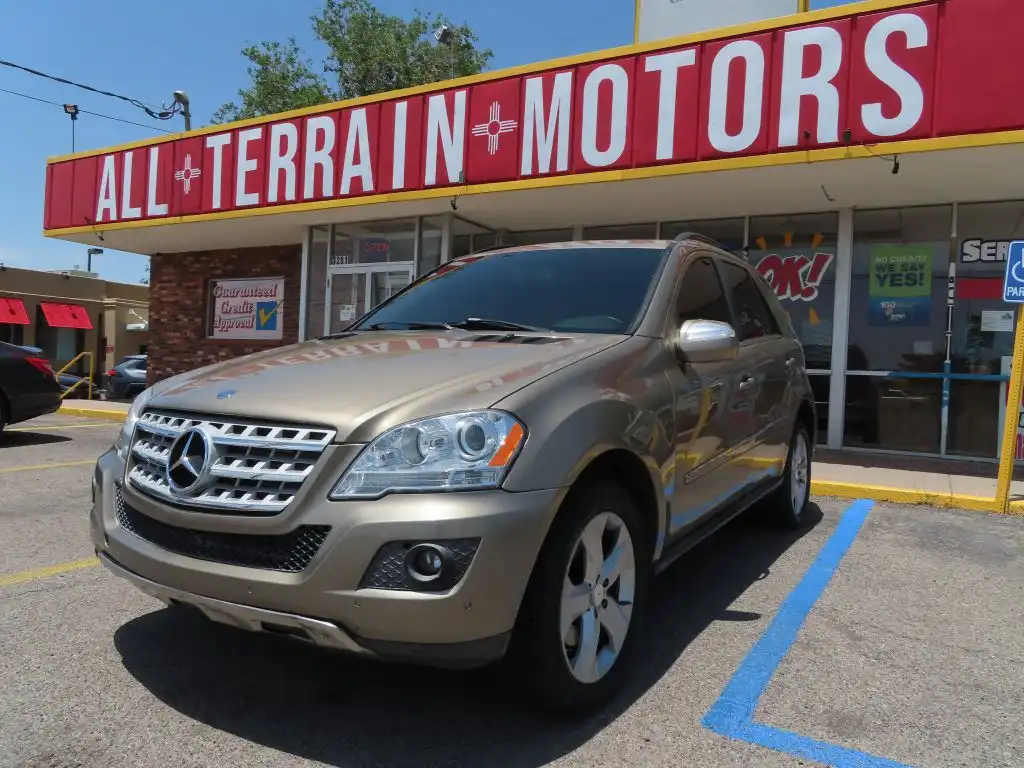 2010 Mercedes-Benz M-Class ML350 BlueTEC's photo