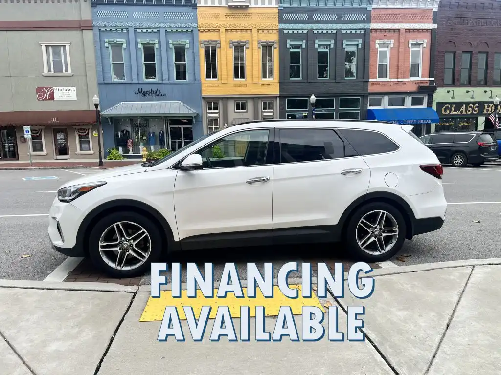 2017 Hyundai Santa Fe SE Ultimate FWD's photo