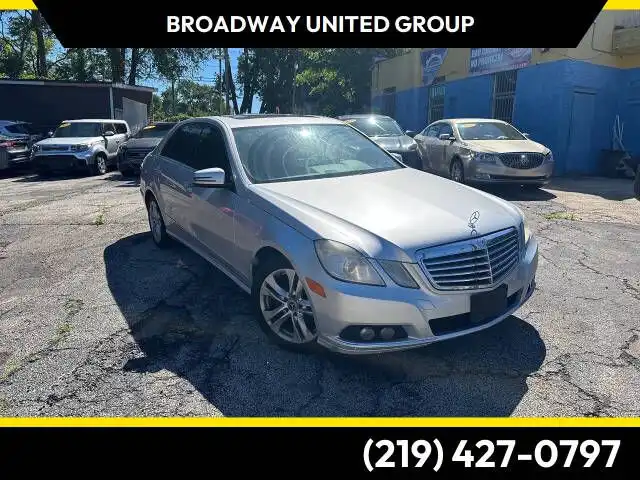 2010 Mercedes-Benz E-Class E350 Luxury 4MATIC's photo