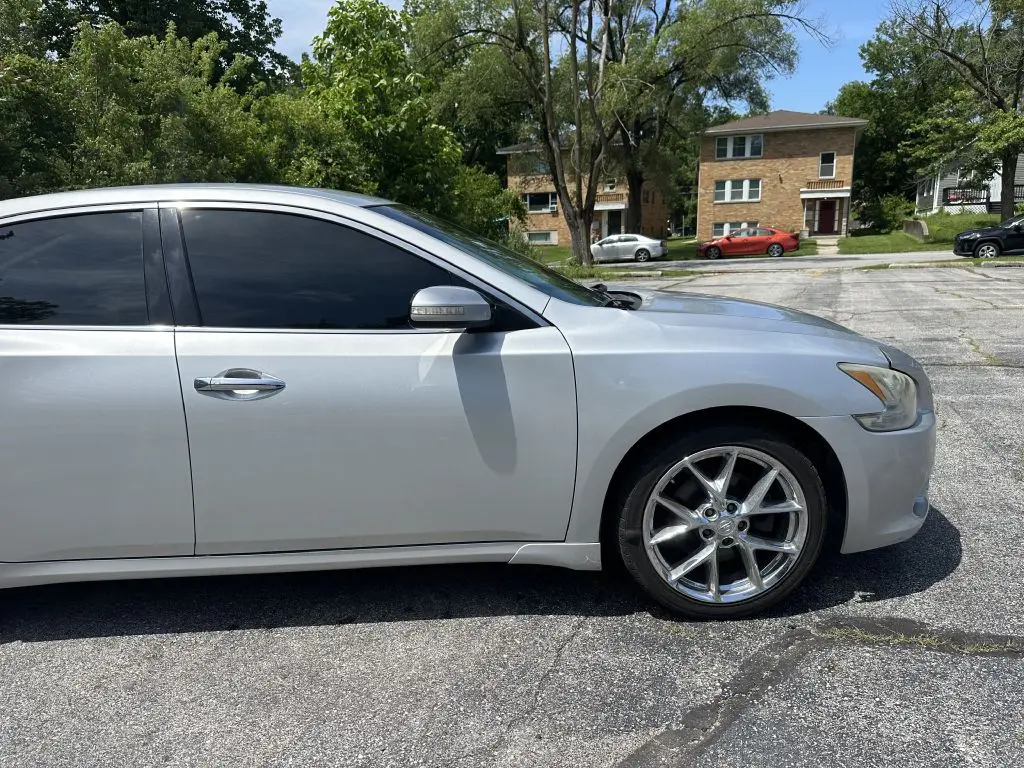 2014 Nissan Maxima 3.5 SV photo 3