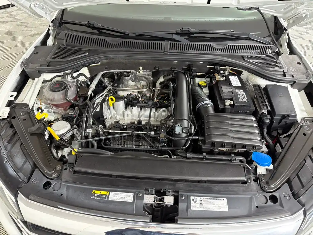 2019 Volkswagen Jetta 1.4T SE Auto's photo