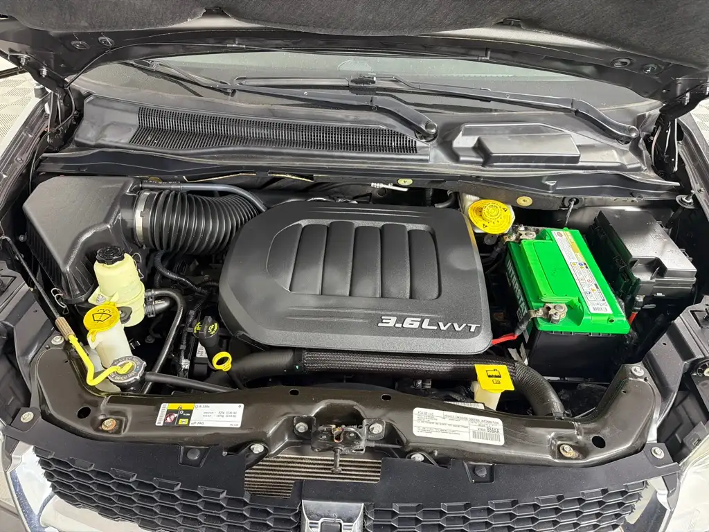 2017 Dodge Grand Caravan SXT's photo