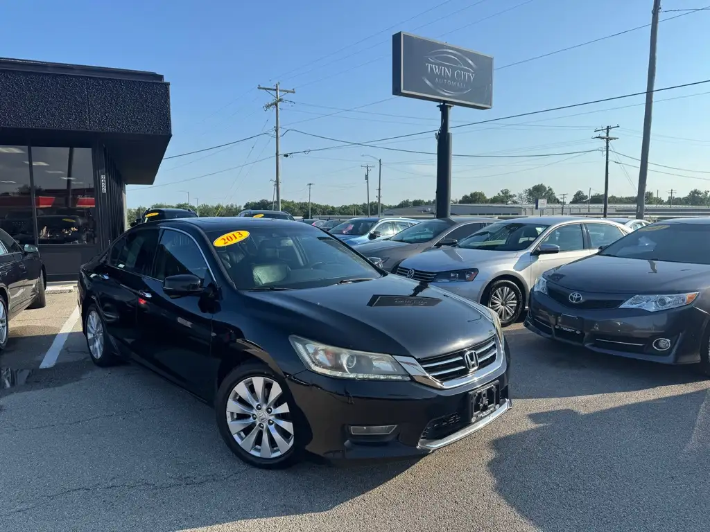 2013 Honda Accord EX-L V6 Auto's photo