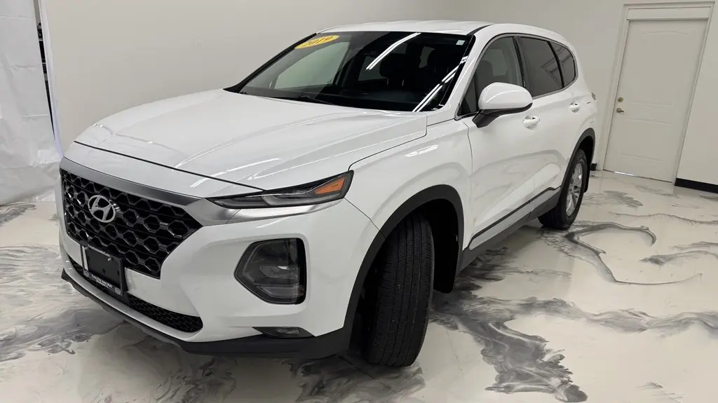 2019 Hyundai Santa Fe SEL 2.4 photo 4