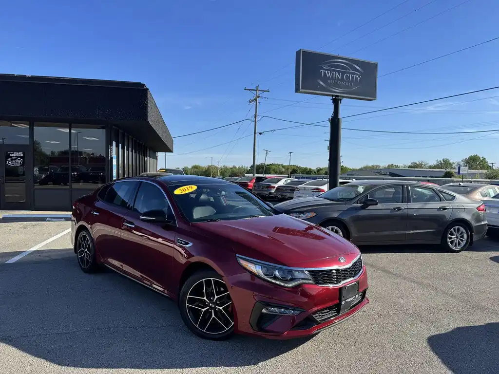 2019 Kia Optima SX Turbo AT's photo