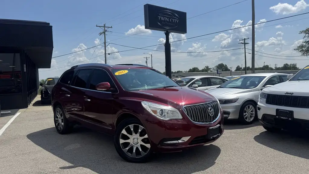 2017 Buick Enclave Leather photo 1
