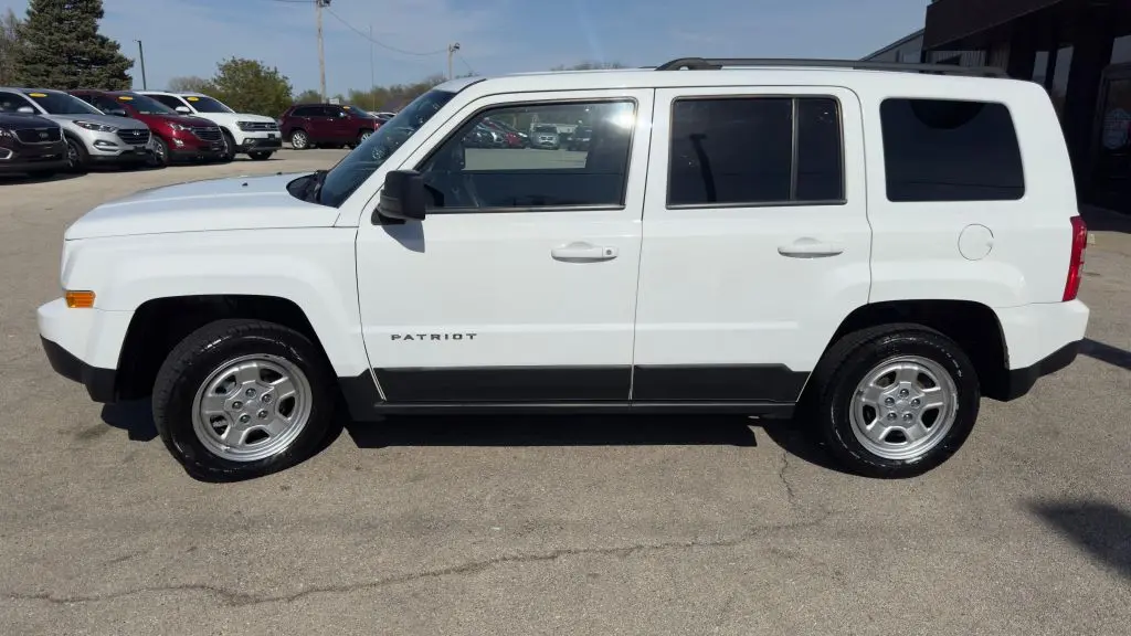 2017 Jeep Patriot Sport photo 4