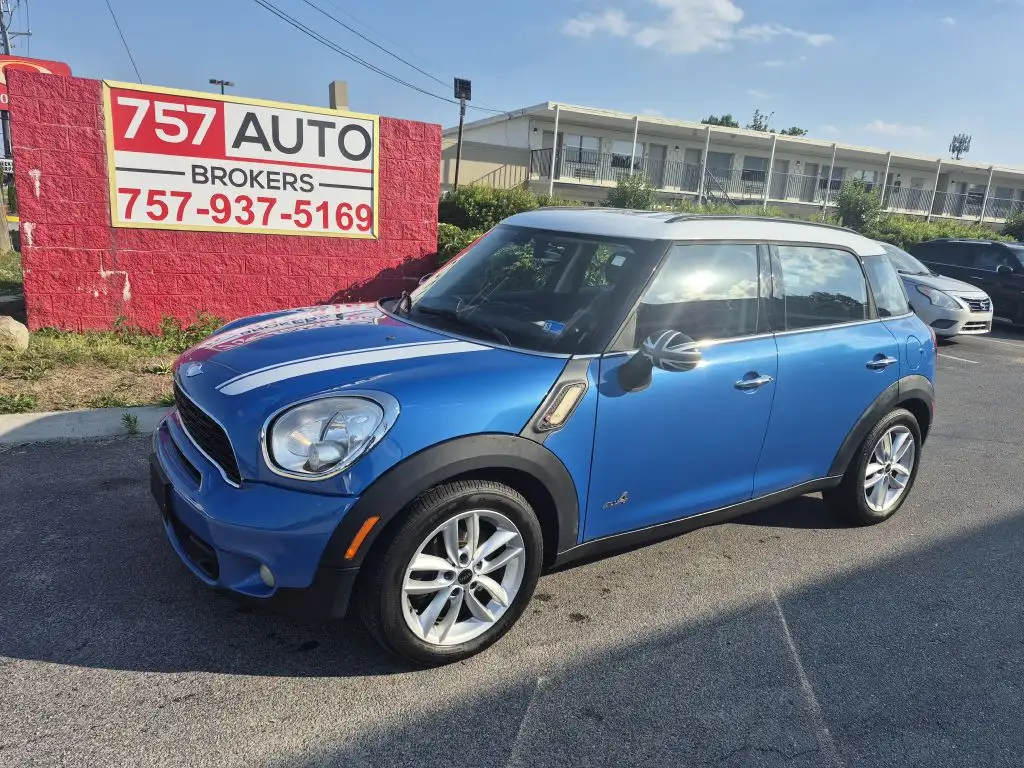 2013 MINI Countryman Countryman S ALL4's photo