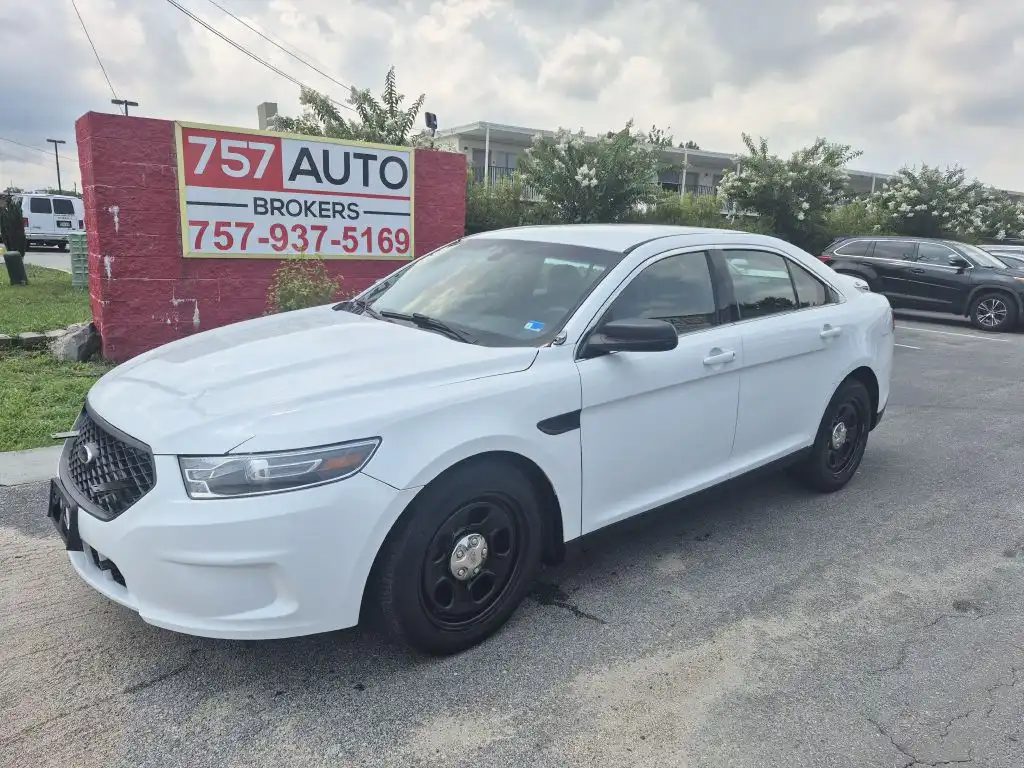 2017 Ford Taurus's photo