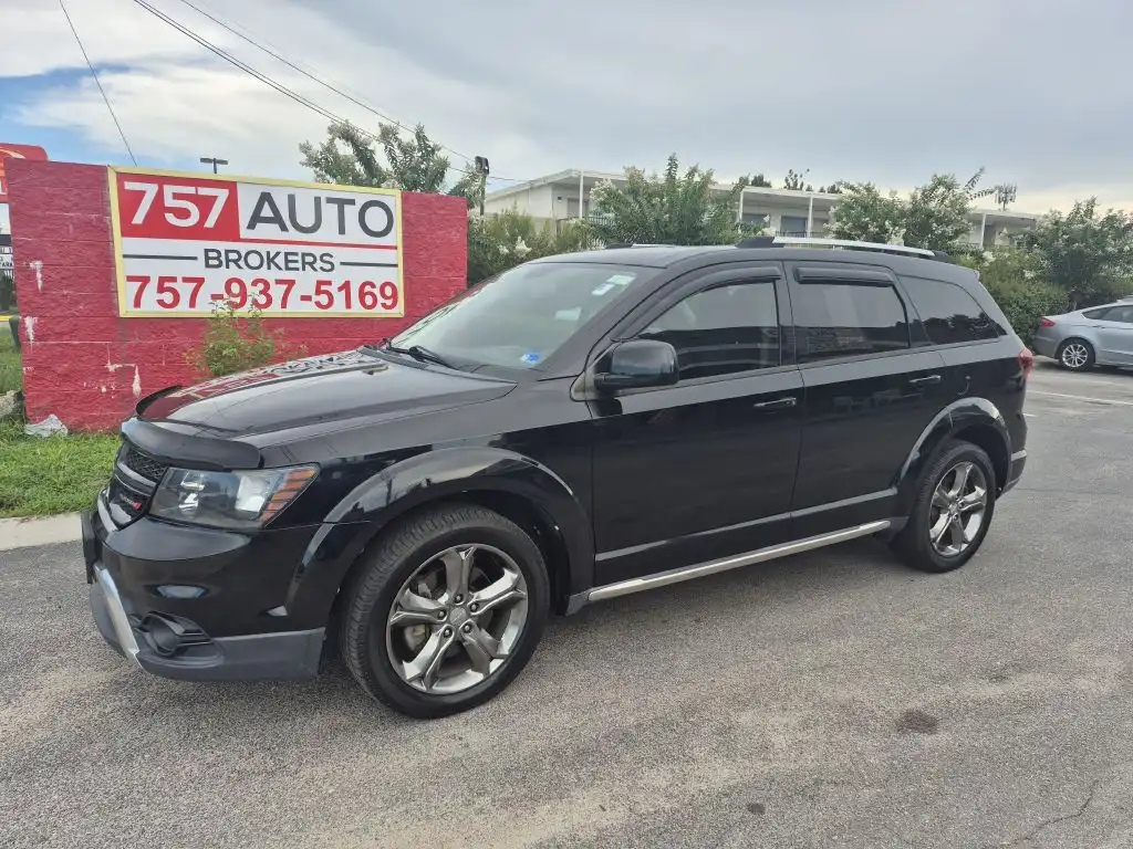 2016 Dodge Journey Crossroad FWD Plus's photo