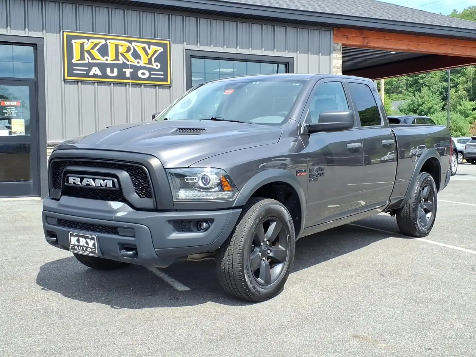 2020 RAM 1500 Classic Warlock 4WD Quad Cab 6'4's photo
