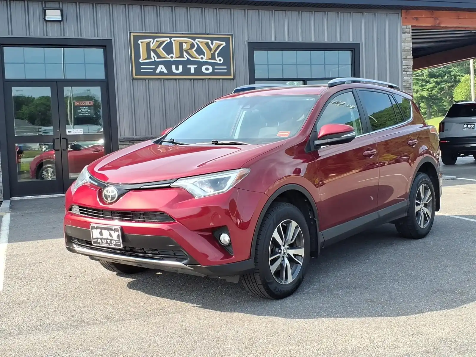 2018 Toyota RAV4 XLE AWD's photo